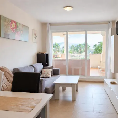 Mountain View With 2 Bedrooms & 2 Bathrooms *